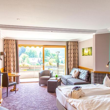 Hotel Heselbacher Hof バイアースブロン エクステリア 写真