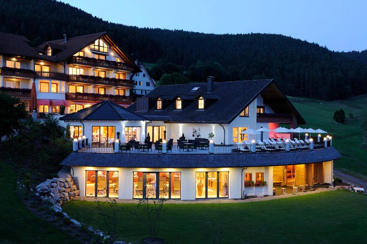 Hotel Heselbacher Hof バイアースブロン エクステリア 写真