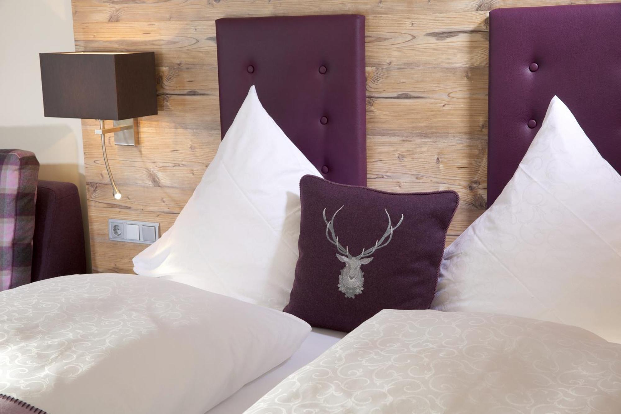Hotel Heselbacher Hof バイアースブロン エクステリア 写真