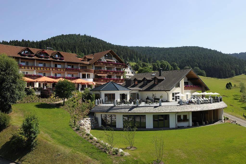 Hotel Heselbacher Hof バイアースブロン エクステリア 写真